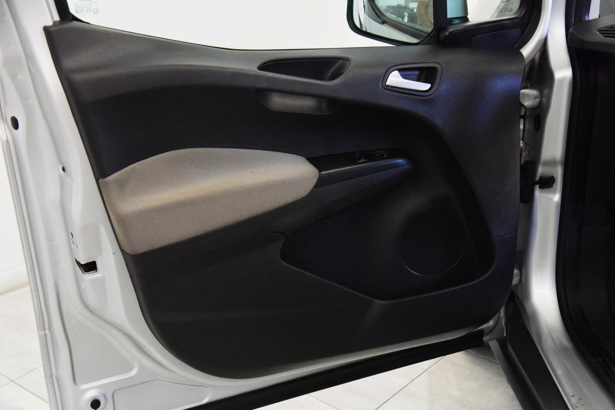 ford-tourneo-courier-2016-gasolina-998cc