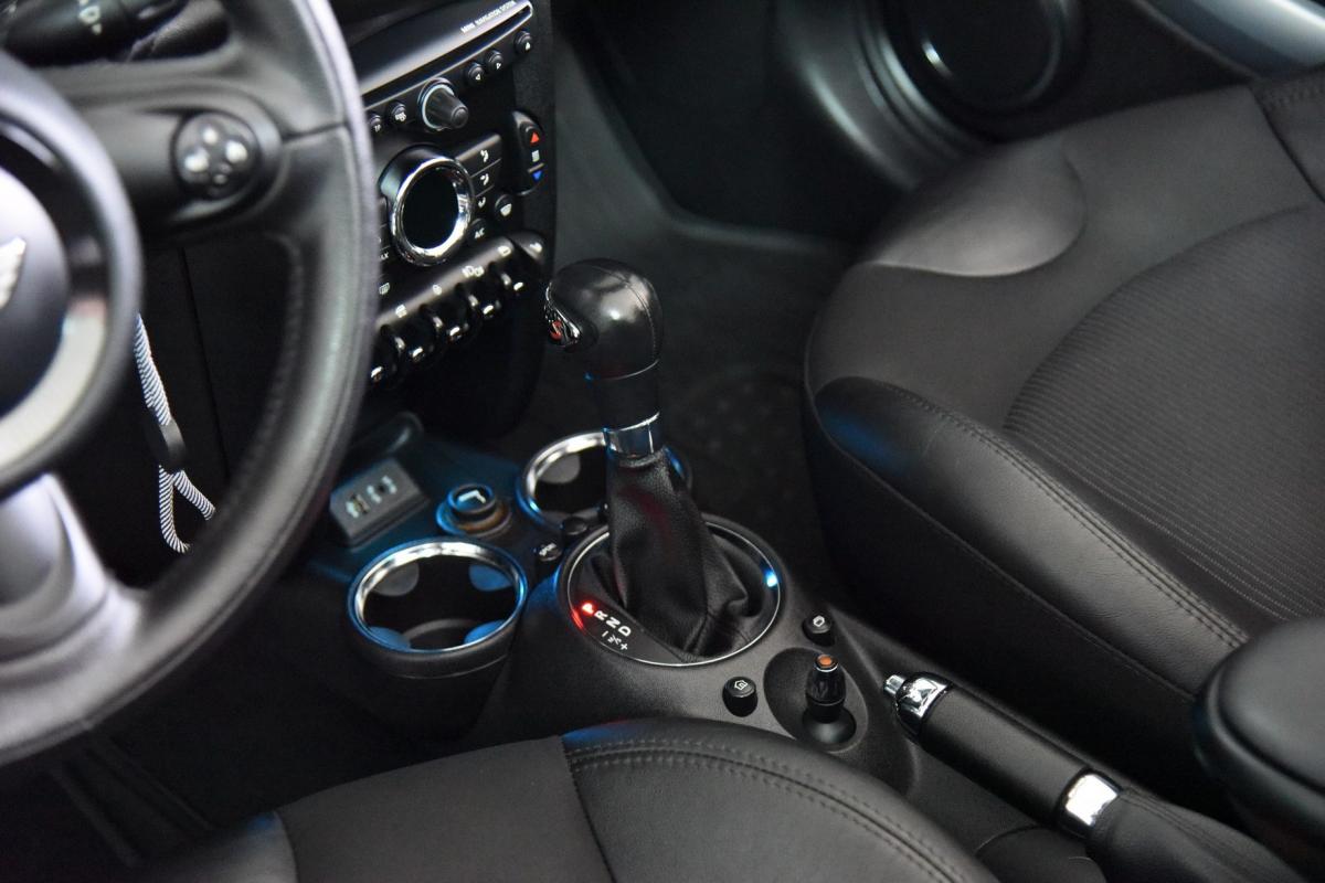 mini-cooper-2014-gasolina-1598cc
