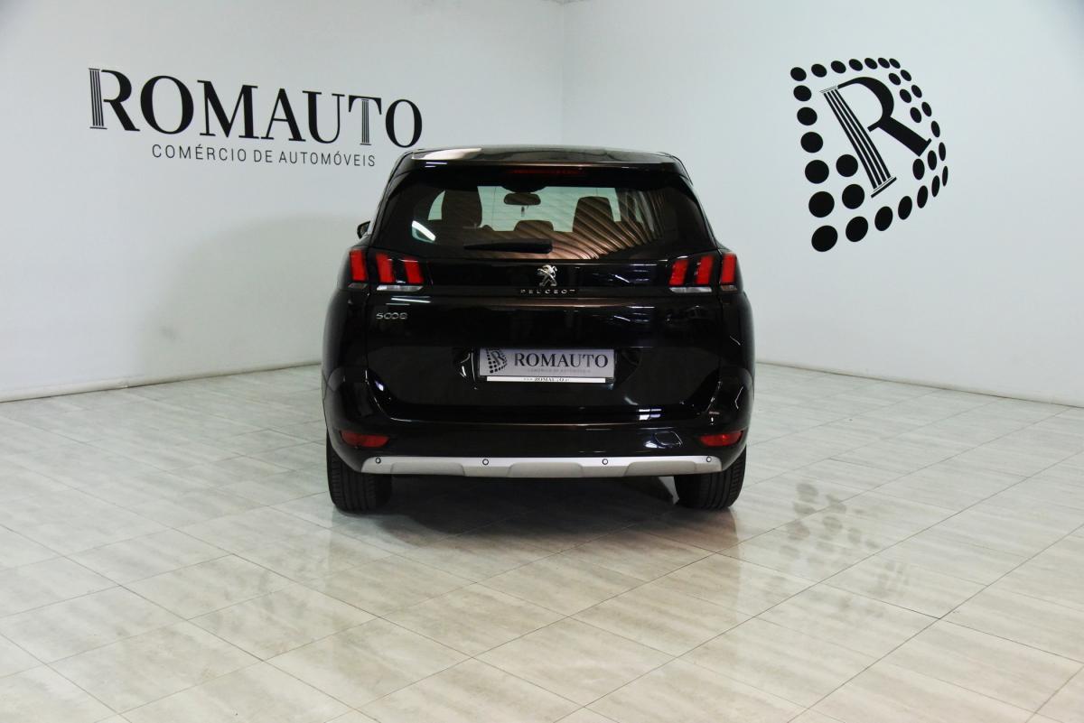 peugeot-5008-2019-gasolina-1199cc