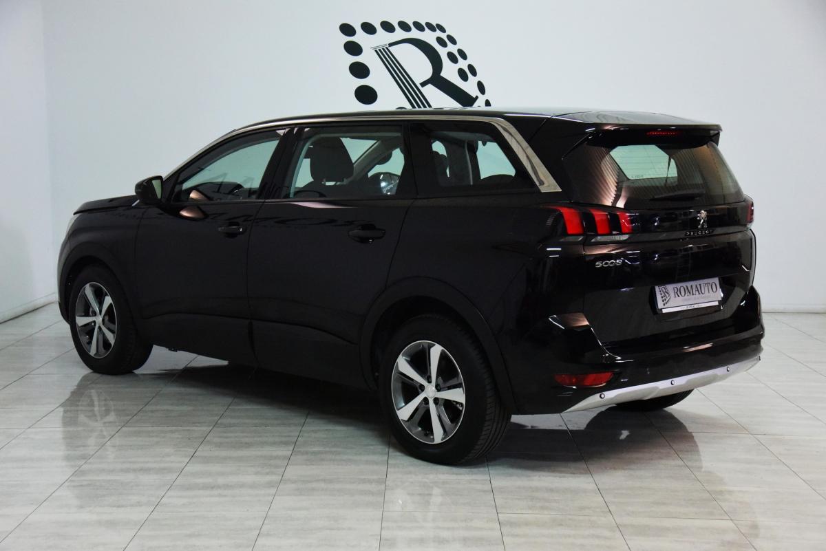 peugeot-5008-2019-gasolina-1199cc