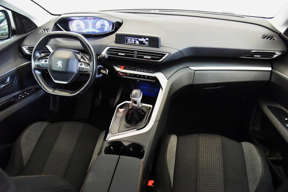 peugeot-5008-2019-gasolina-1199cc