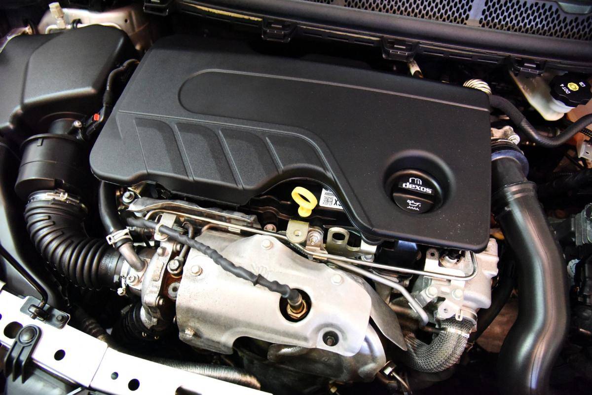 opel-astra-sport-tourer-2019-diesel-1598cc