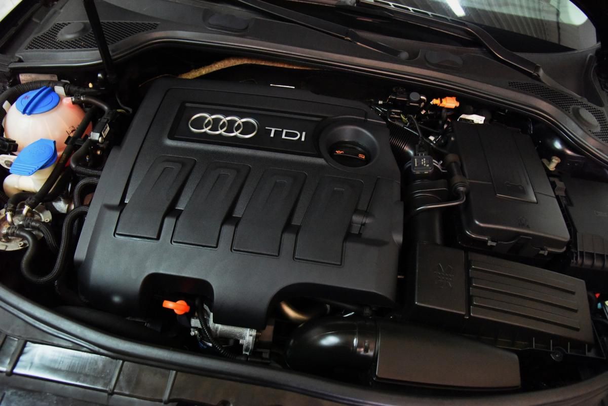audi-a3-sportback-2012-diesel-1598cc