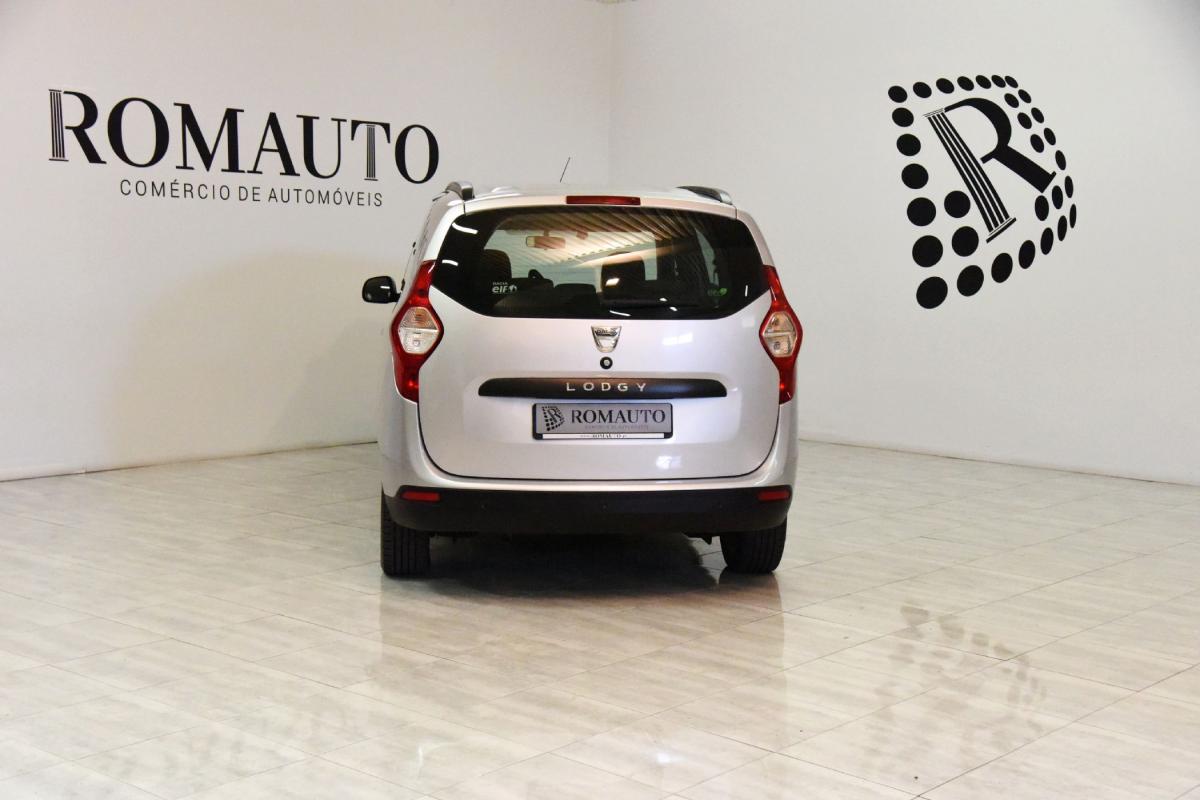 dacia-lodgy-2014-diesel-1461cc