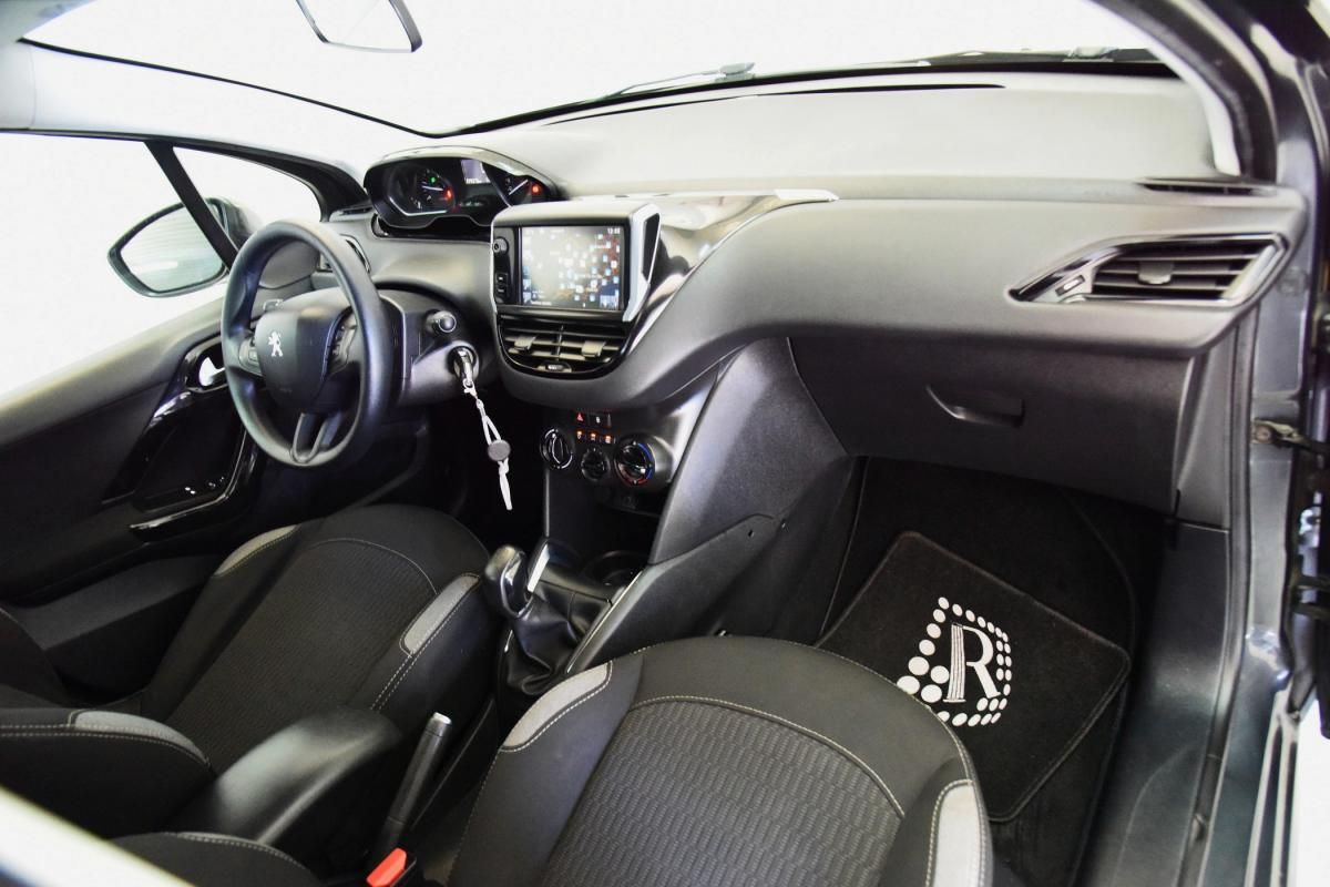 peugeot-208-2015-diesel-1560cc
