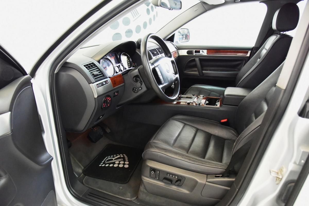 volkswagen-touareg-2005-diesel-2461cc