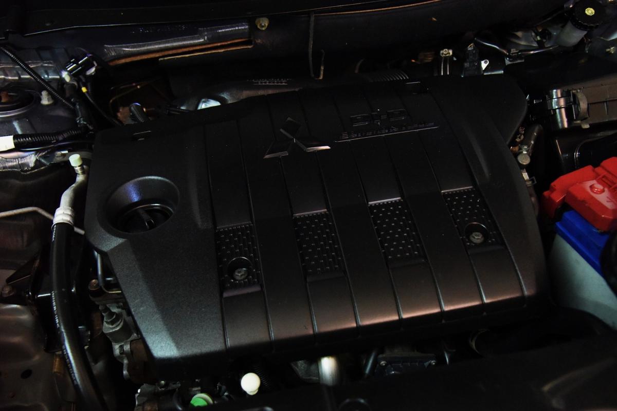 mitsubishi-outlander-2017-diesel-2268cc
