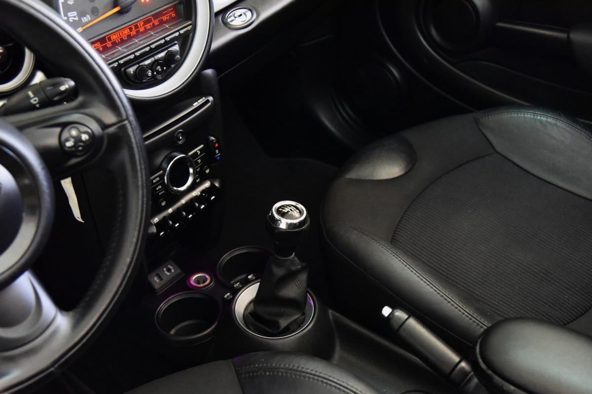 mini-cooper-2014-gasolina-1598cc