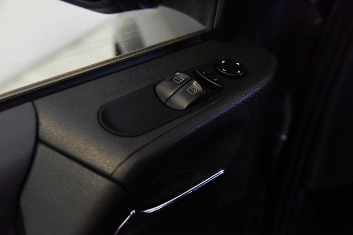 mercedes-benz-vito-2012-diesel-2143cc