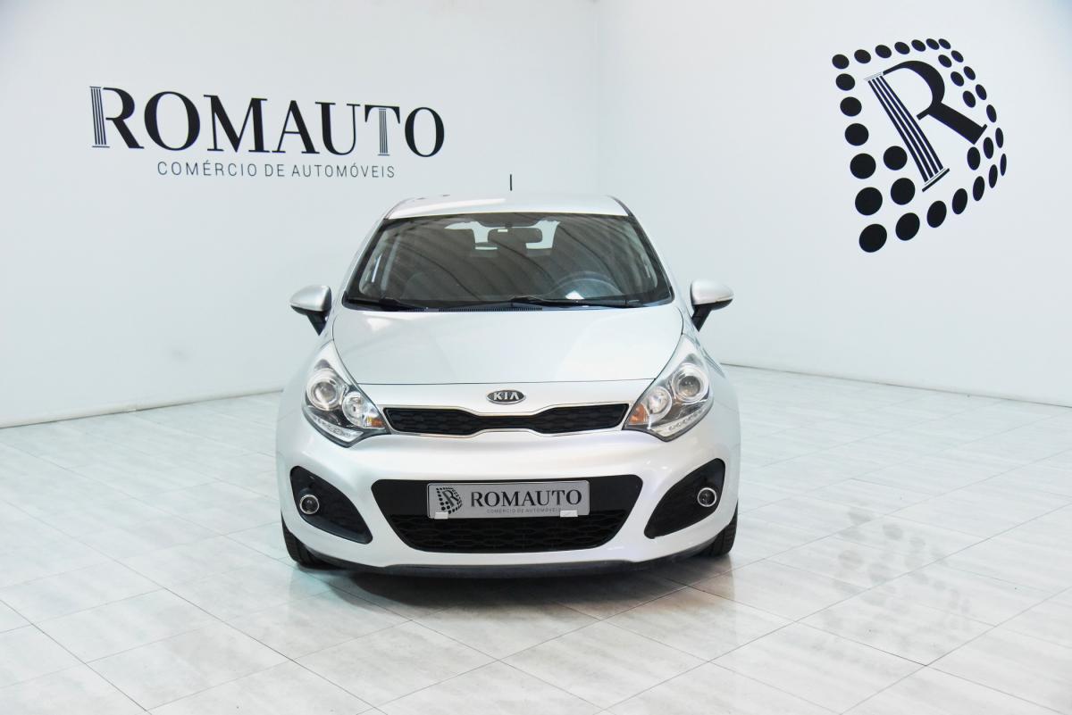 kia-rio-2012-diesel-1120cc