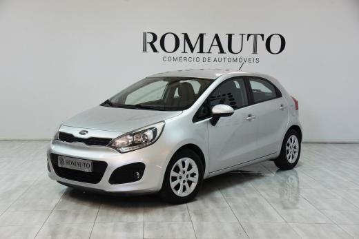 kia-rio-2012-diesel-1120cc