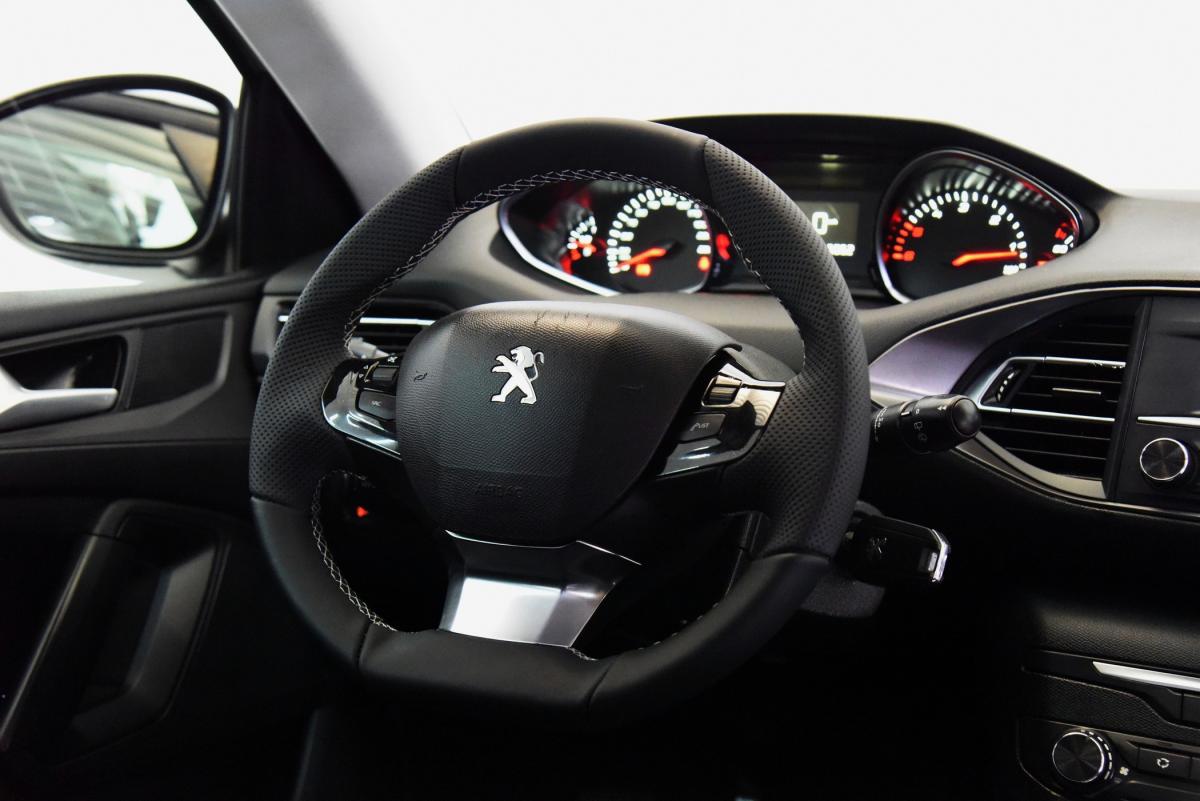 peugeot-308-2018-diesel-1499cc