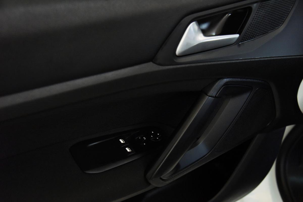 peugeot-308-2018-diesel-1499cc