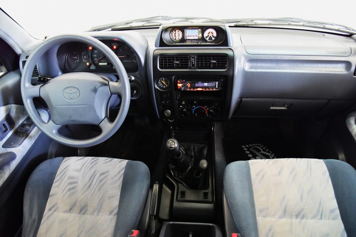 toyota-land-cruiser-2000-diesel-2982cc