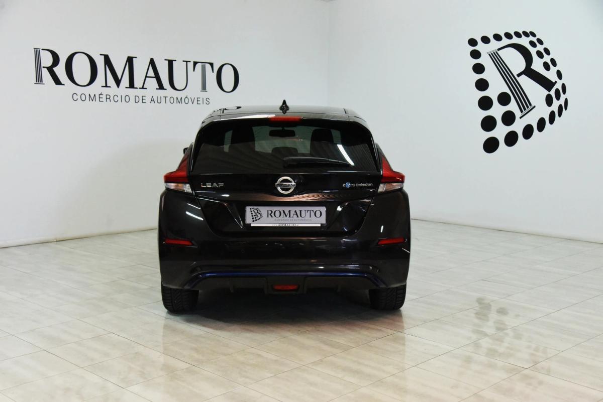 nissan-leaf-2022-eletrico-0cc