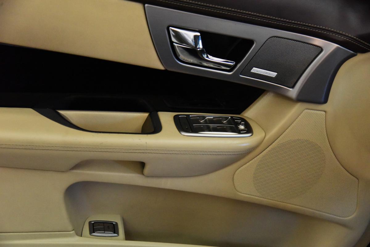 jaguar-xf-2011-diesel-2993cc