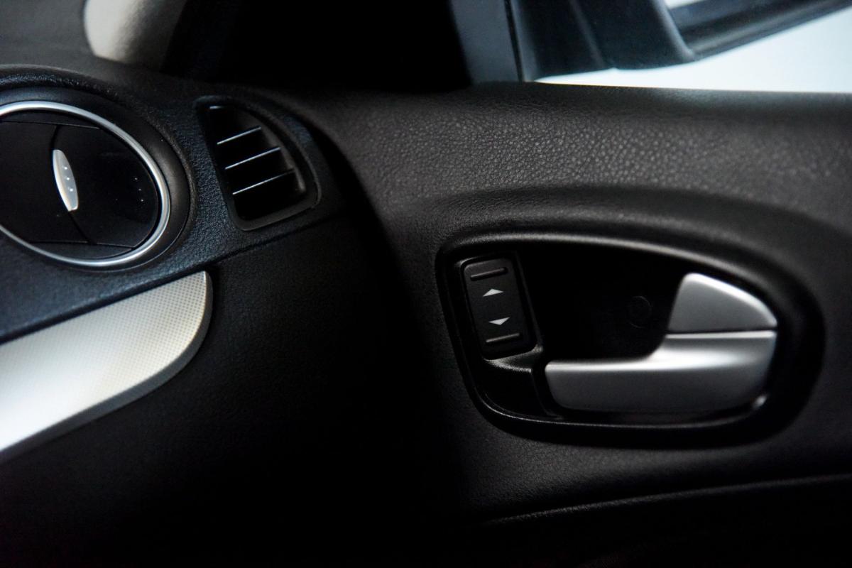 ford-s-max-2012-diesel-2000cc