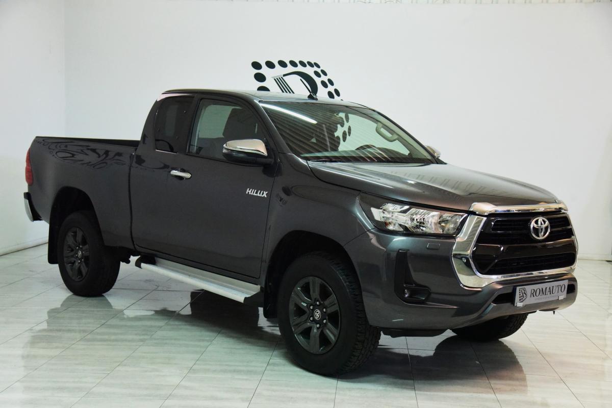 toyota-hilux-2021-diesel-2393cc
