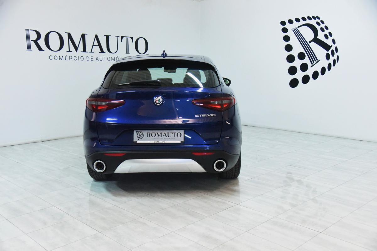alfa-romeo-stelvio-2017-diesel-2143cc