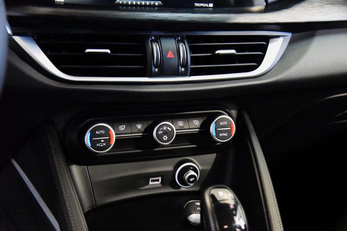 alfa-romeo-stelvio-2017-diesel-2143cc