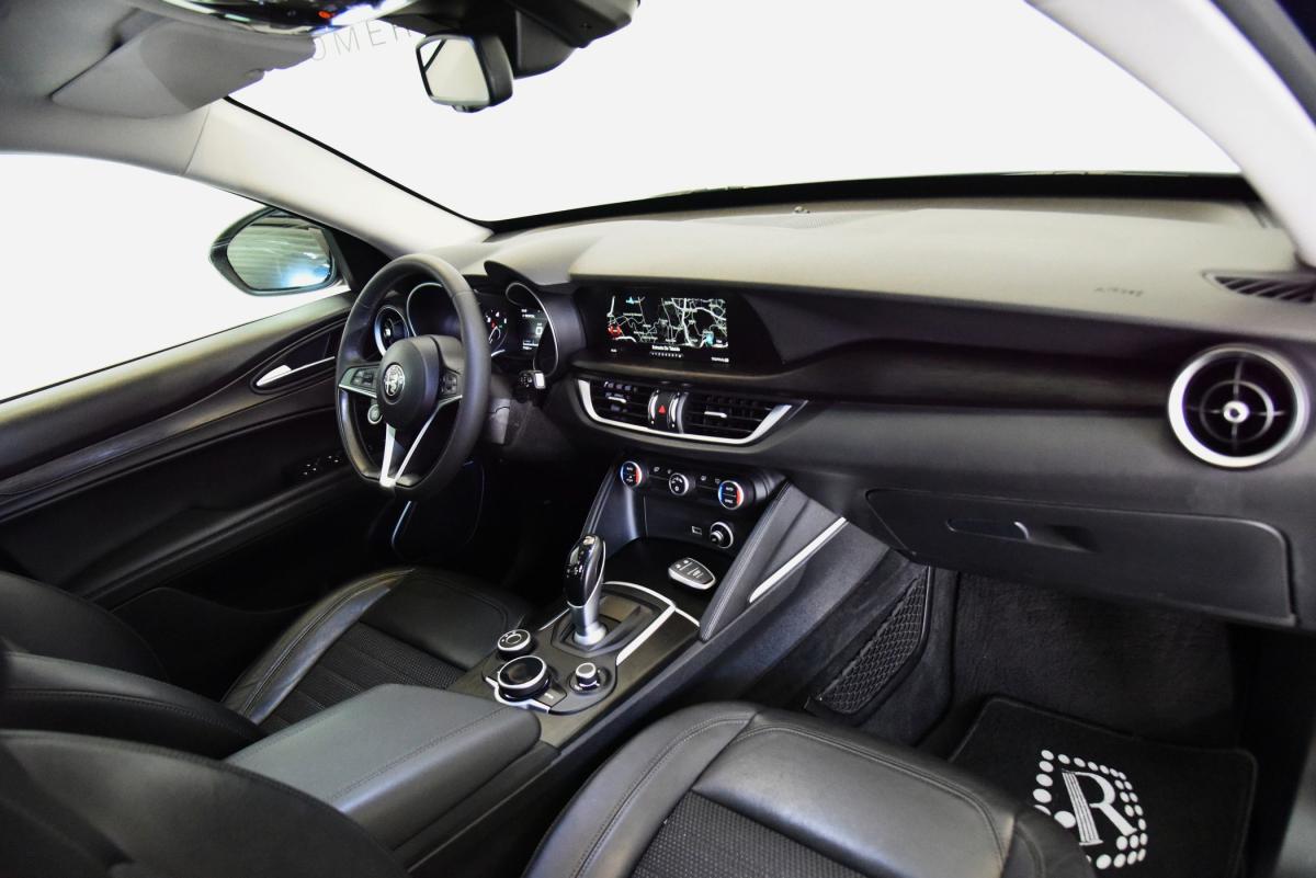 alfa-romeo-stelvio-2017-diesel-2143cc
