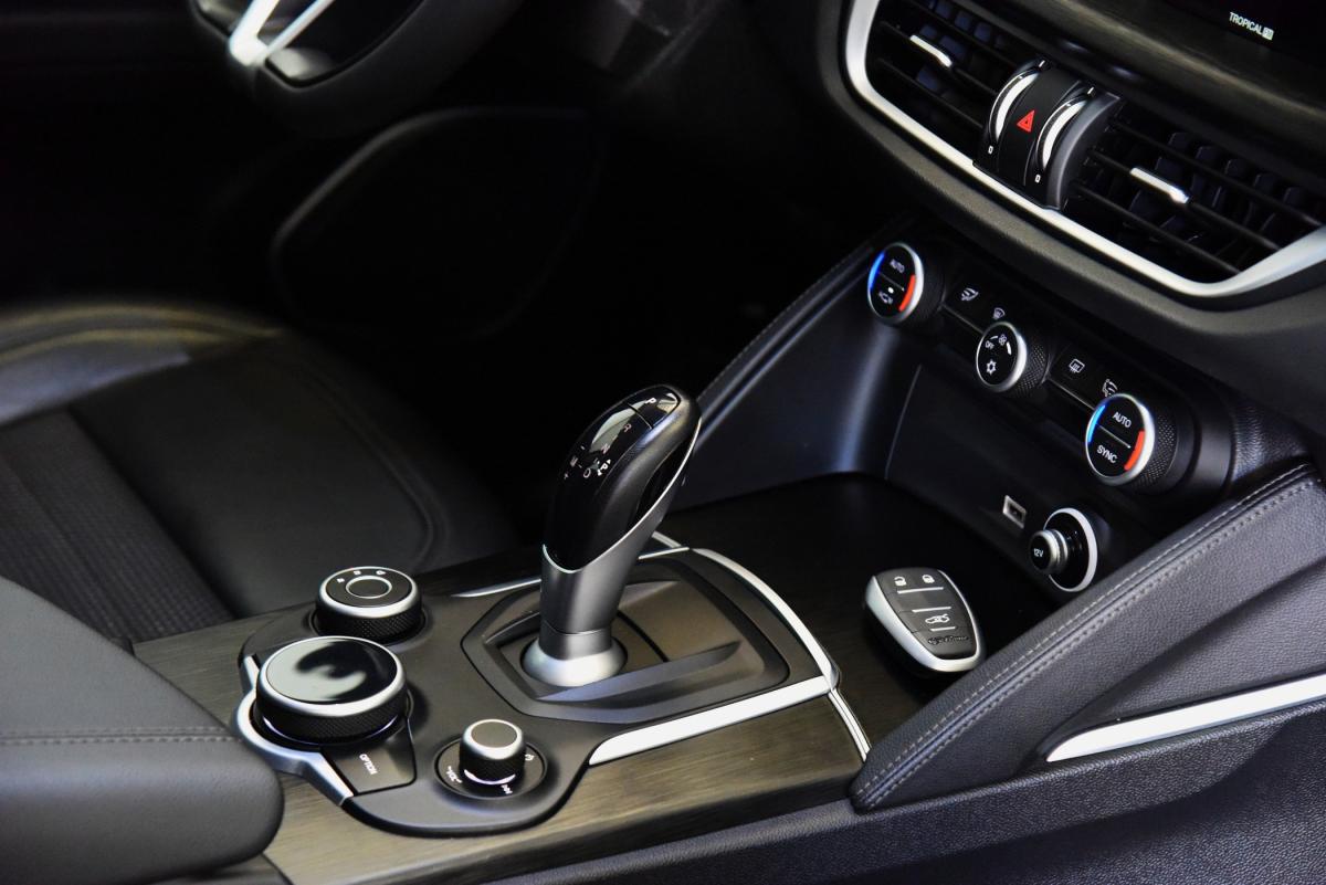 alfa-romeo-stelvio-2017-diesel-2143cc