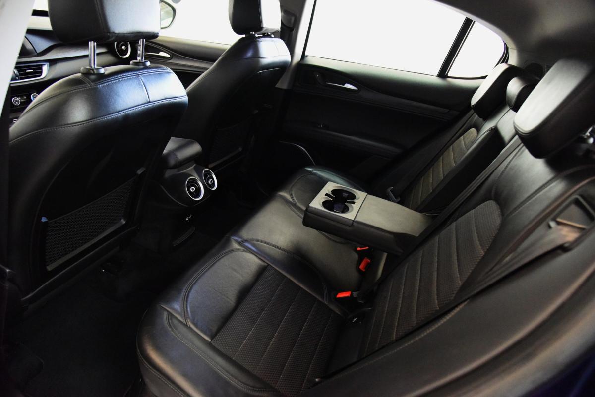 alfa-romeo-stelvio-2017-diesel-2143cc