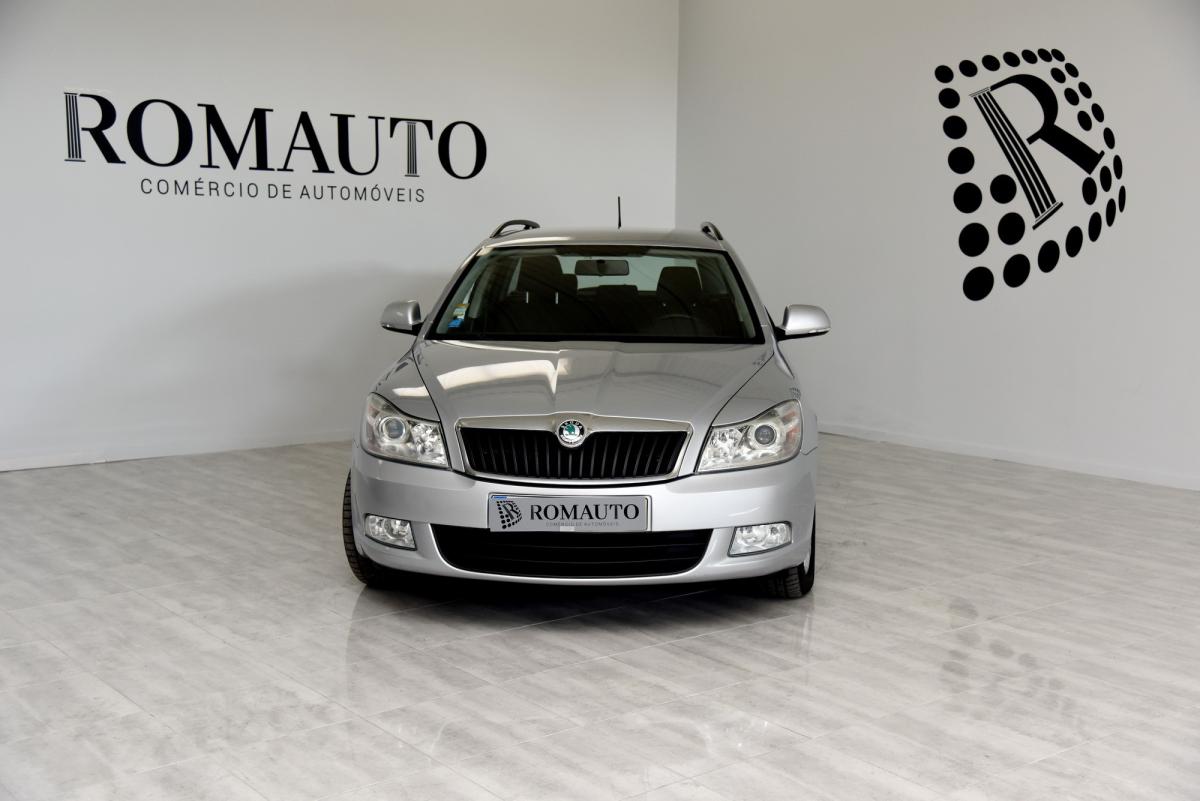 skoda-octavia-break-2012-diesel-1598cc