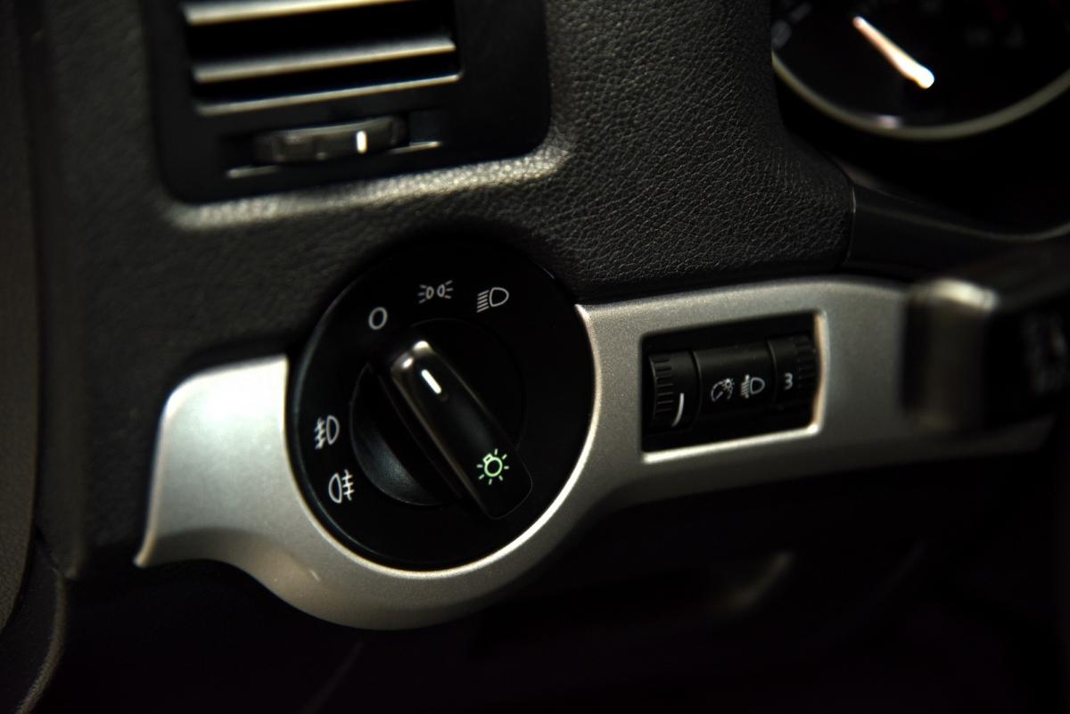 skoda-octavia-break-2012-diesel-1598cc