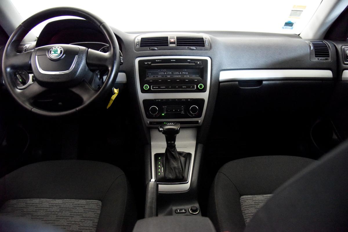 skoda-octavia-break-2012-diesel-1598cc
