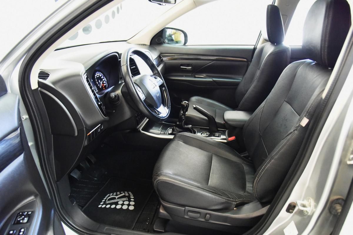 mitsubishi-outlander-2019-diesel-2268cc