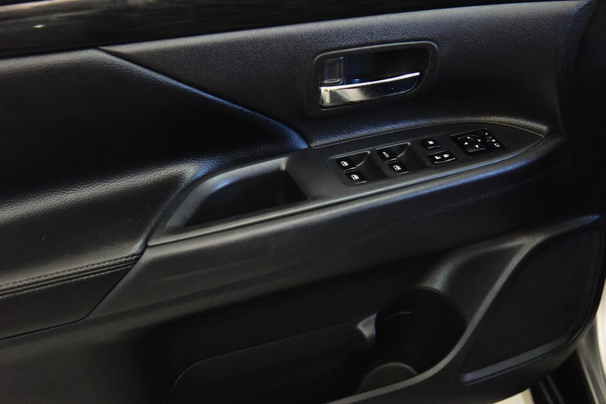 mitsubishi-outlander-2019-diesel-2268cc