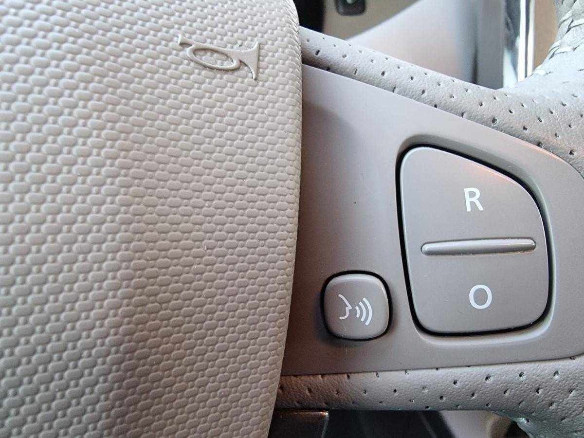 renault-zoe-2017-eletrico-0cc