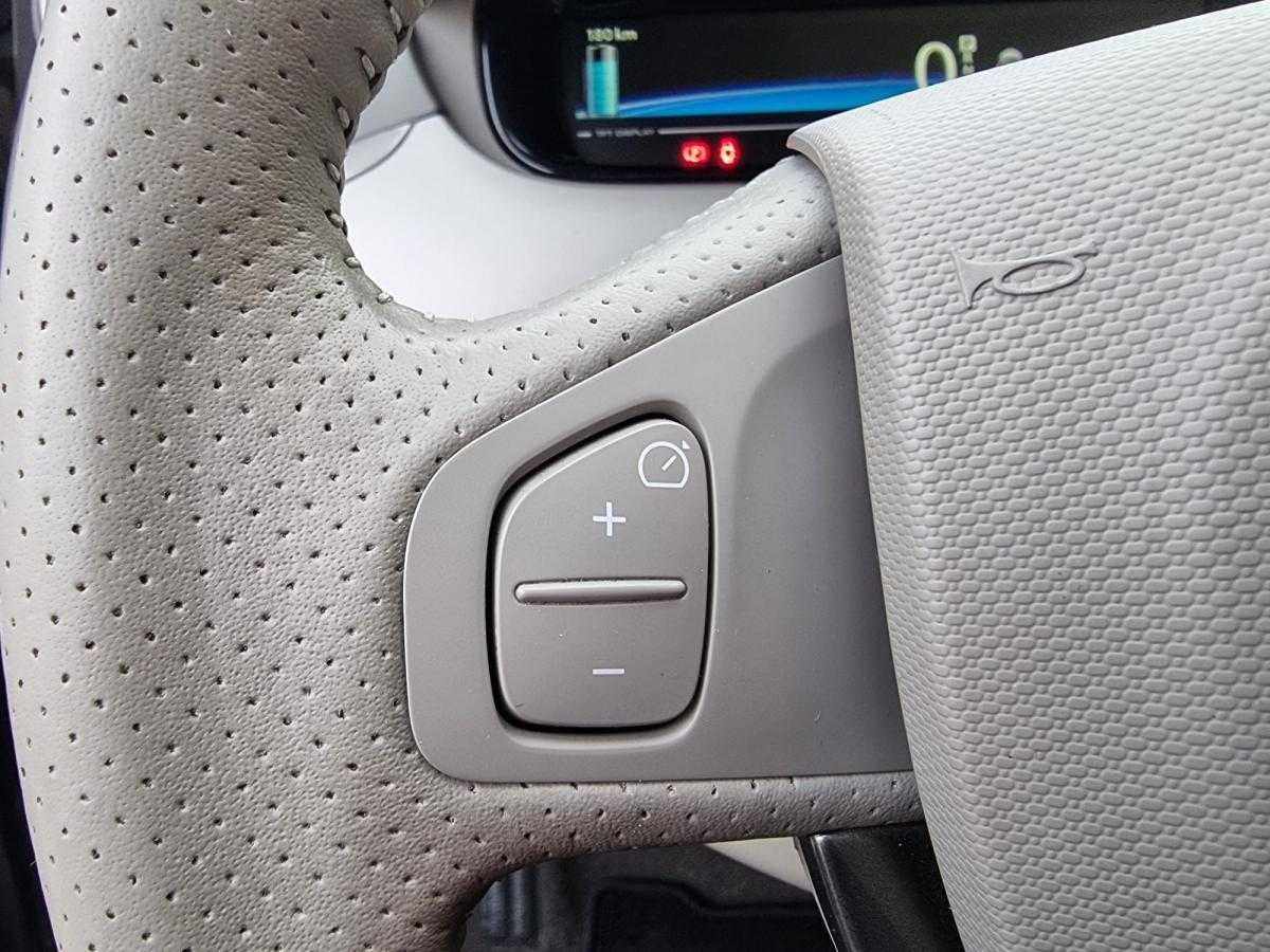 renault-zoe-2017-eletrico-0cc