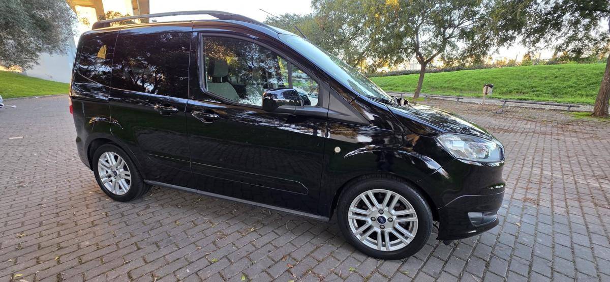 ford-tourneo-courier-2018-diesel-1499cc
