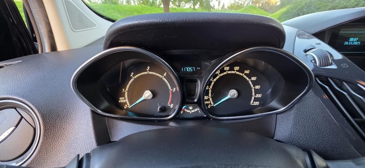 ford-tourneo-courier-2018-diesel-1499cc