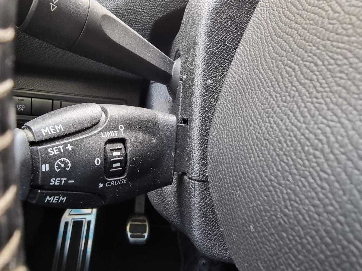 peugeot-308-sw-2017-diesel-1560cc