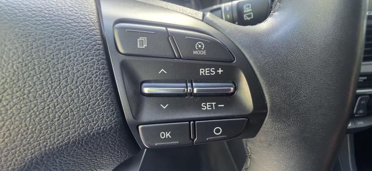 hyundai-i30-sw-2017-diesel-1582cc