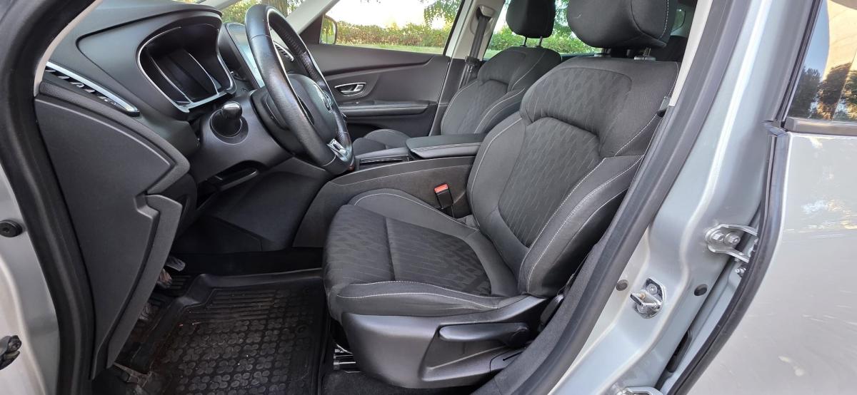 renault-scenic-2019-diesel-1750cc
