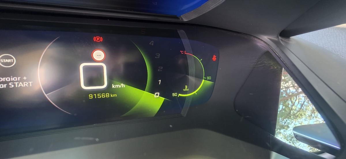 peugeot-2008-2022-diesel-1499cc