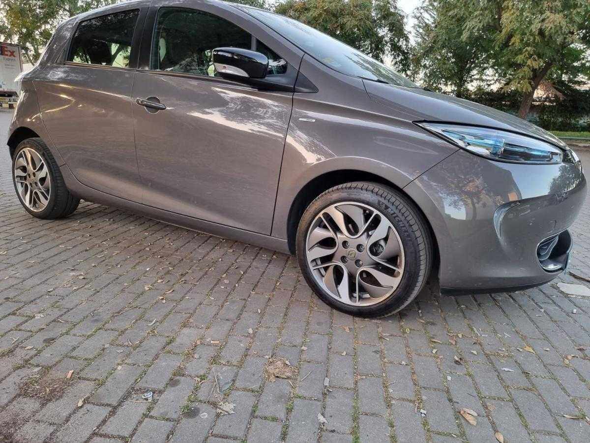 renault-zoe-2018-eletrico-0cc