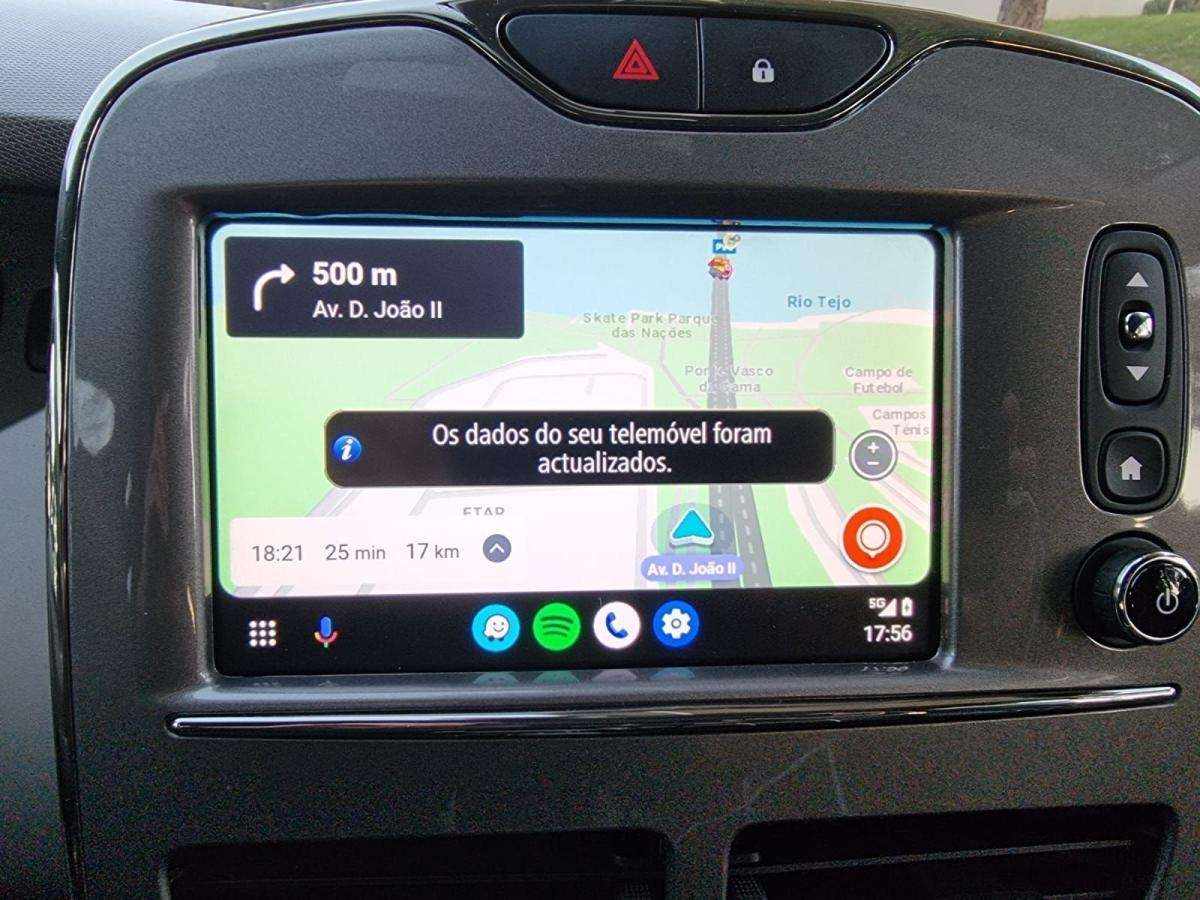 renault-zoe-2018-eletrico-0cc