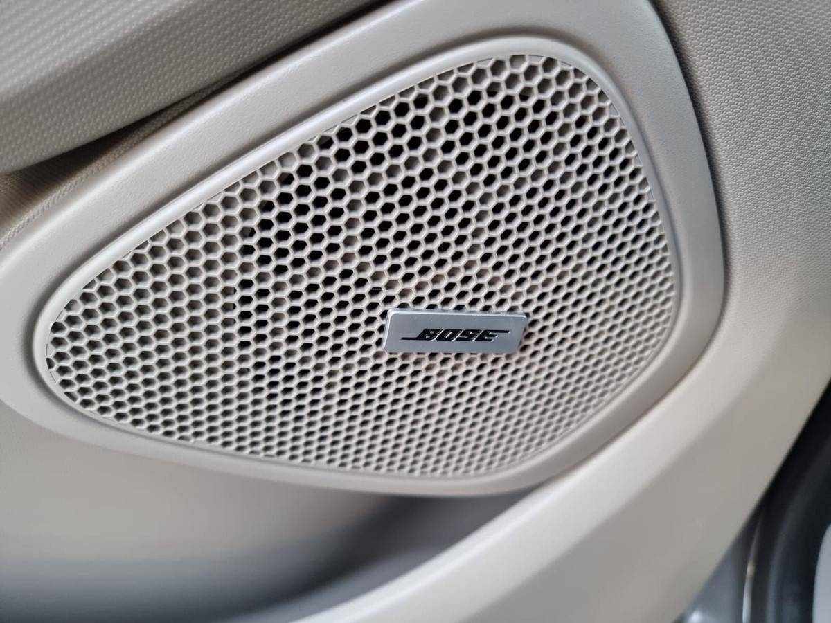renault-zoe-2018-eletrico-0cc