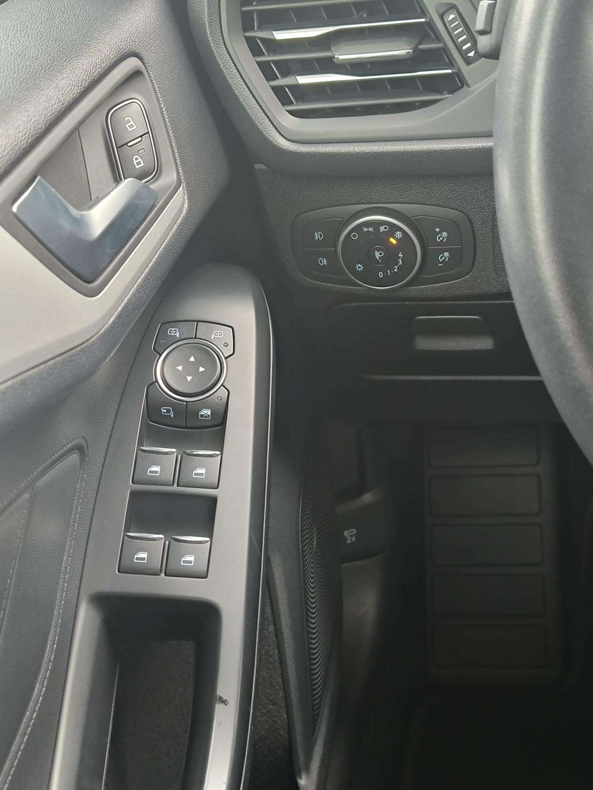 ford-focus-sw-2019-diesel-1499cc