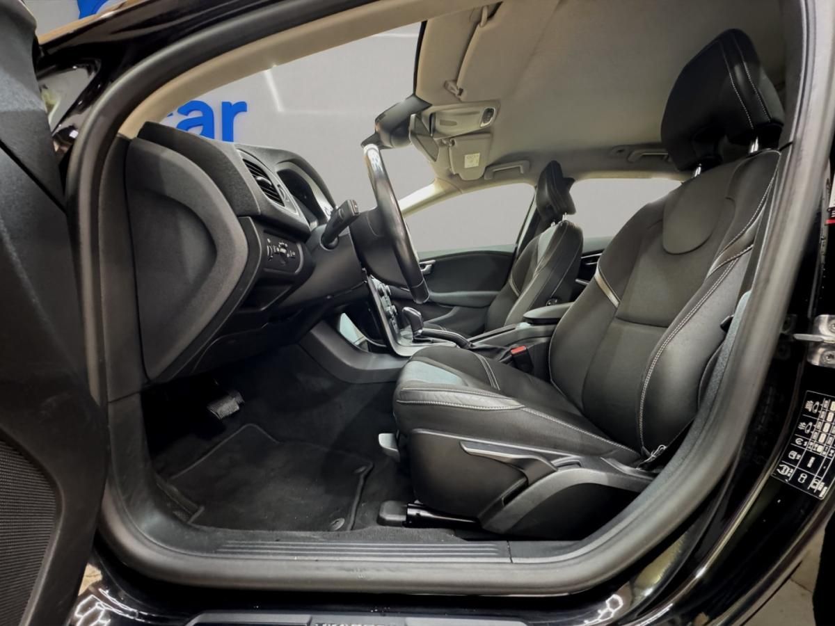 volvo-v40-2019-gasolina-1498cc