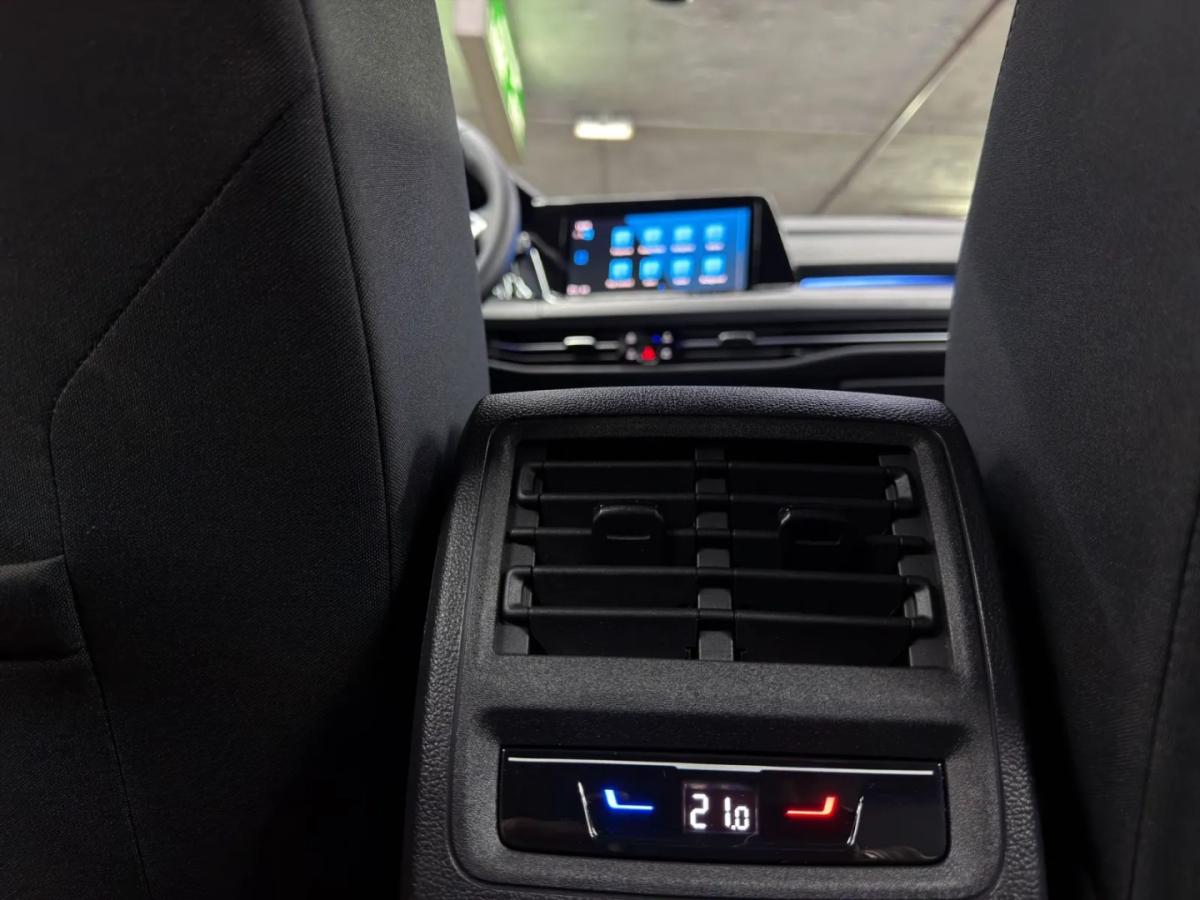 volkswagen-golf-2021-hibrido-1395cc