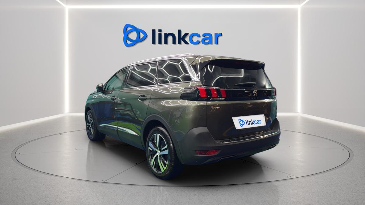 peugeot-5008-2020-diesel-1499cc