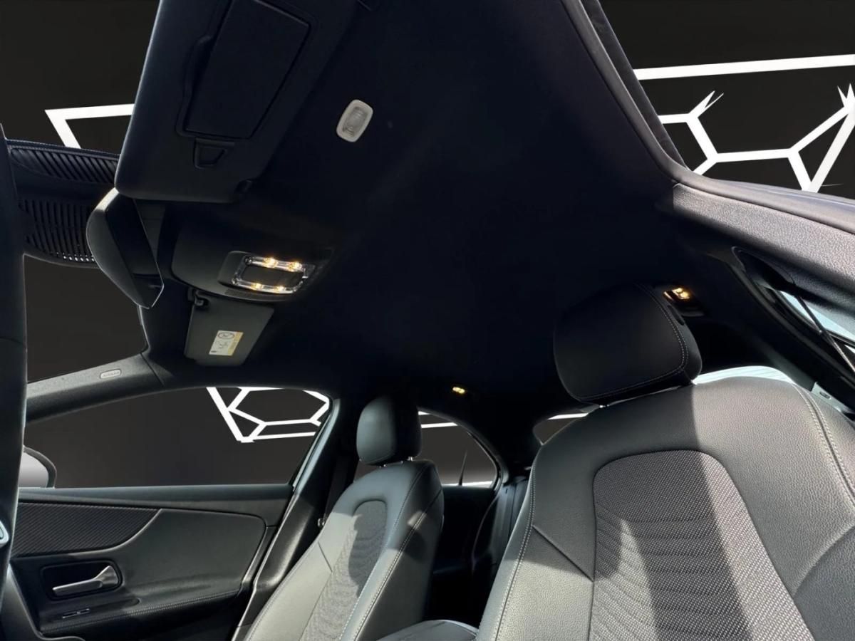 mercedes-benz-classe-a-2024-hibrido-1332cc