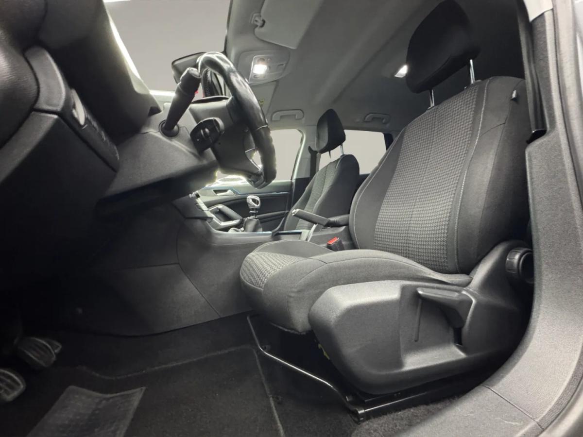 peugeot-308-sw-2017-diesel-1560cc