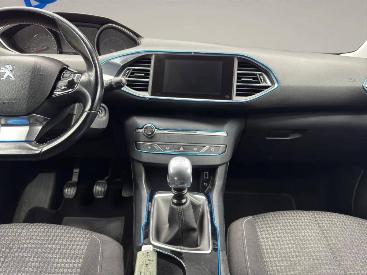 peugeot-308-sw-2017-diesel-1560cc